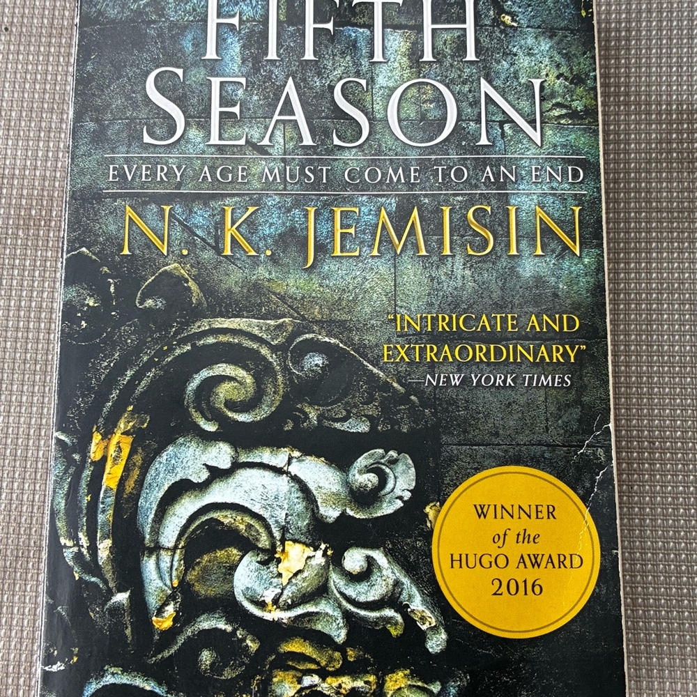 The Fifth Season by N.K. Jemisin Hugo Award Winner - Broken Earth‎ Book 1 PB
